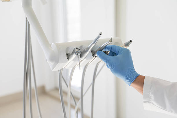 24/7 Emergency Dental Implants experts in Maywood, CA